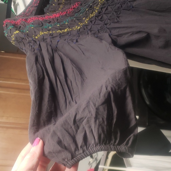 Top - Picture 4 of 4